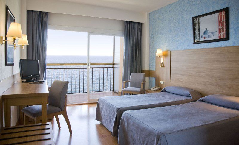 ホテル Globales Cala Vinas Adults Only 16+ エクステリア 写真